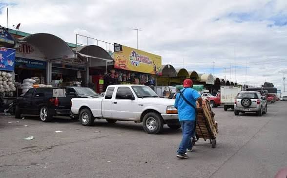 Refuerzan operativos contra narcomenudeo en la Central de Abastos.
