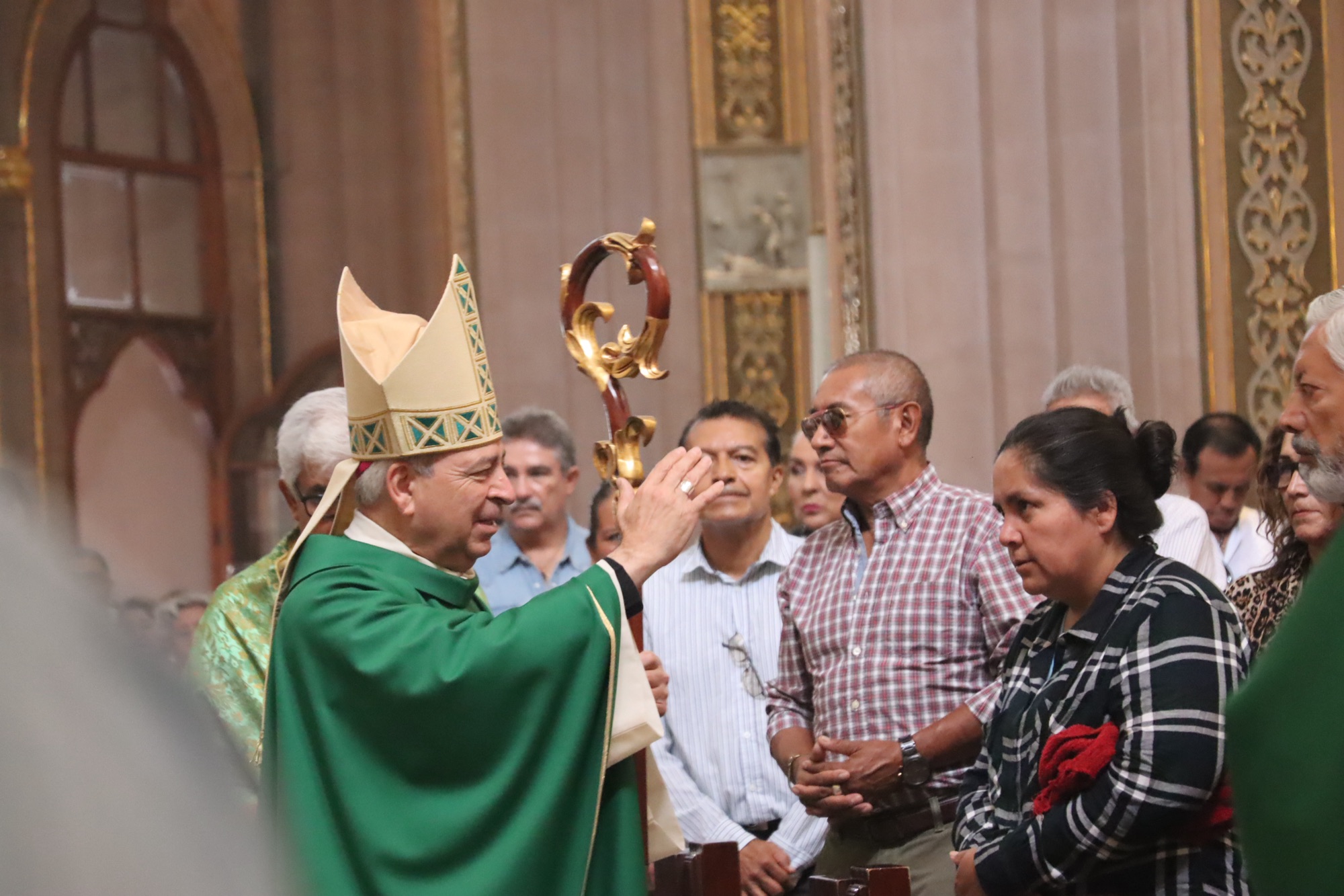 Arzobispo llama a fortalecer la fe y la esperanza durante agosto.